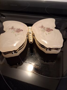 Cream Butterfly Trinket Box with Purple Floral Detail
